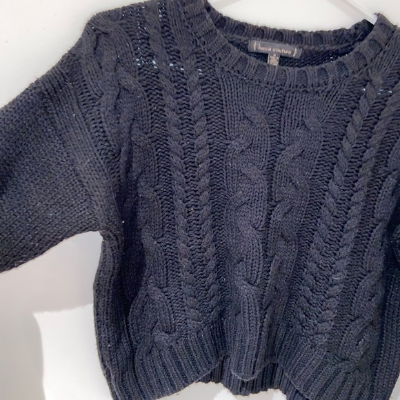 Urban Outfitters Cropped Sweater - Picture 2 of 3